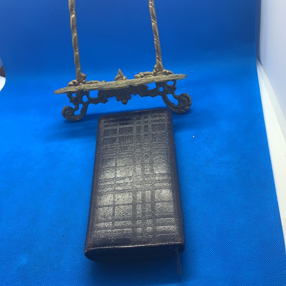 Burberry long bifold wallet - Picture 2 of 9